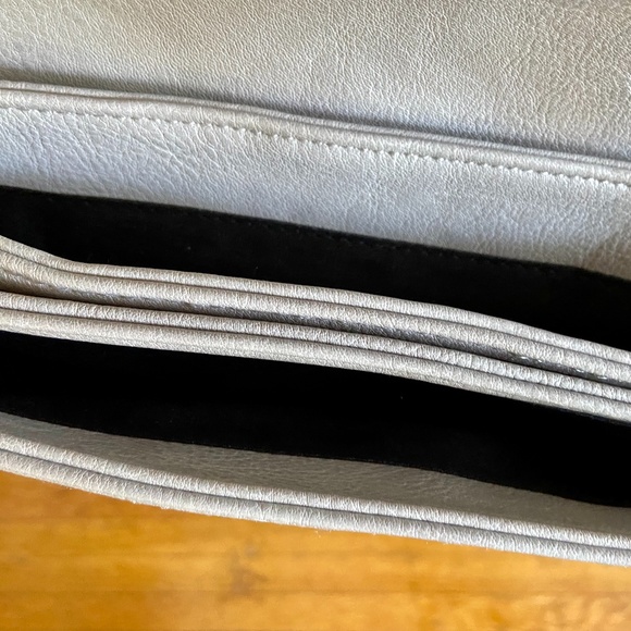 Anthopologie Light Grey Crossbody Purse - Picture 5 of 5